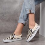 Vans Women's UA Classic Slip-On Sneakers - Image 3