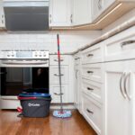 O-Cedar RinseClean Spin Mop & Bucket System + 2 Extra Mop Heads | Clean with Water | Removes 99% of Bacteria - Image 6