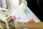 Post-it Page Markers, Assorted Bright Colors, 1/2 x 2-Inches, 50-Markers/Pad, 10-Pads/Pack, 2-Pack - Image 4