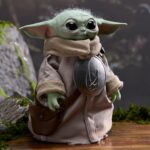 STAR WARS Ultimate Grogu, 1:1 Scale Premium Animatronic, Limited Edition Life-Size Replica Ages 14+ - Image 7