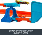 Hot Wheels Toy Car Track Set, Deluxe Building Box with Motorized Booster, 1:64 Scale Vehicle, Speed Snap Track, Boosted Jump Speedway - Image 4