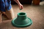 Miracle-Gro for Christmas Trees, 8 fl. oz. | Easy-To-Use Formula, Keeps Live Trees Hydrated and Reduces Needle Drop - Image 4