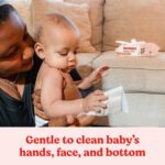 Huggies Simply Clean Fresh Scent Baby Wipes, 3 Flip-Top Packs of 64 (192 Wipes Total), Packaging May Vary - Image 7