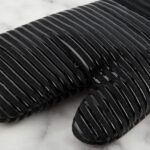 KitchenAid Quilted Cotton Terry Cloth Oven Mitt, Pot Holder, Kitchen Towel 4-Pack Set, Heat Resistant, Silicone Grip, Gift Set, Matte Black, 16"x26", 7"x13" & 7"x10" - Image 4