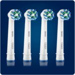 Oral B Cross Action Replacement Electric Toothbrush Heads x4 - Image 2