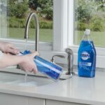 Dawn Ultra Multipurpose 13.5" Twister Bottle Cleaning Brush, White/Blue - Image 2