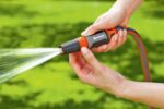 GARDENA Cleaning Nozzle: Water nozzle with infinitely adjustable jet, for cleaning and spraying, water stop, frost protection, packaged (18300-20) - Image 2