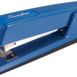 Swingline Stapler, 30 Sheet Capacity, 747 Classic Desktop Stapler, Jam Free, Metal, True Blue (74724)