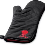 Weber Barbecue Mitt – Black Cotton Grill Mitt with Red Kettle Embroidery, Foldable Cuff, One‑Size‑Fits‑Most